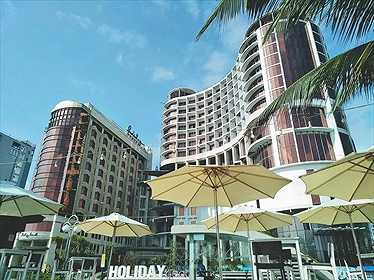 Khách sạn Holiday Beach Đà Nẵng