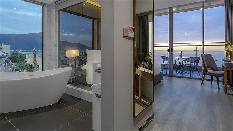 01 Bedroom Residences Oceanfront