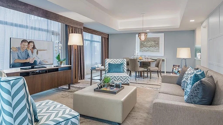 1 Bedroom Premiere Suite