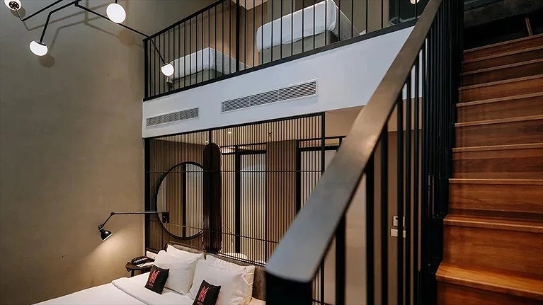Luxurious Family Loft (The Entourage)