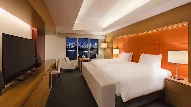 Twin Relaxation Suite