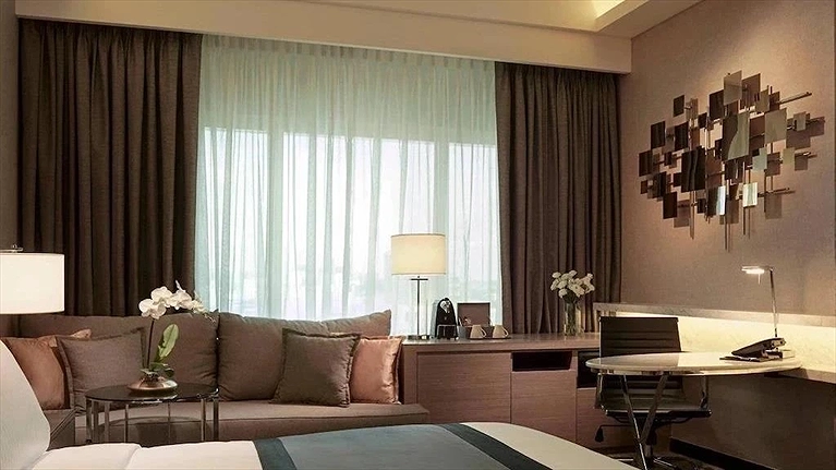 Executive Deluxe Twin