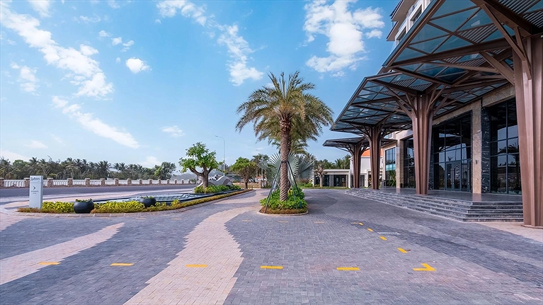 Lối vào khu nghỉ dưỡng