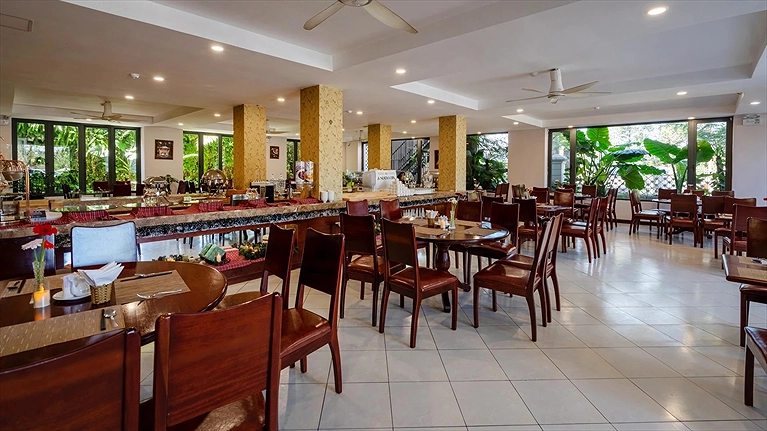 Nhà hàng Lan Rừng