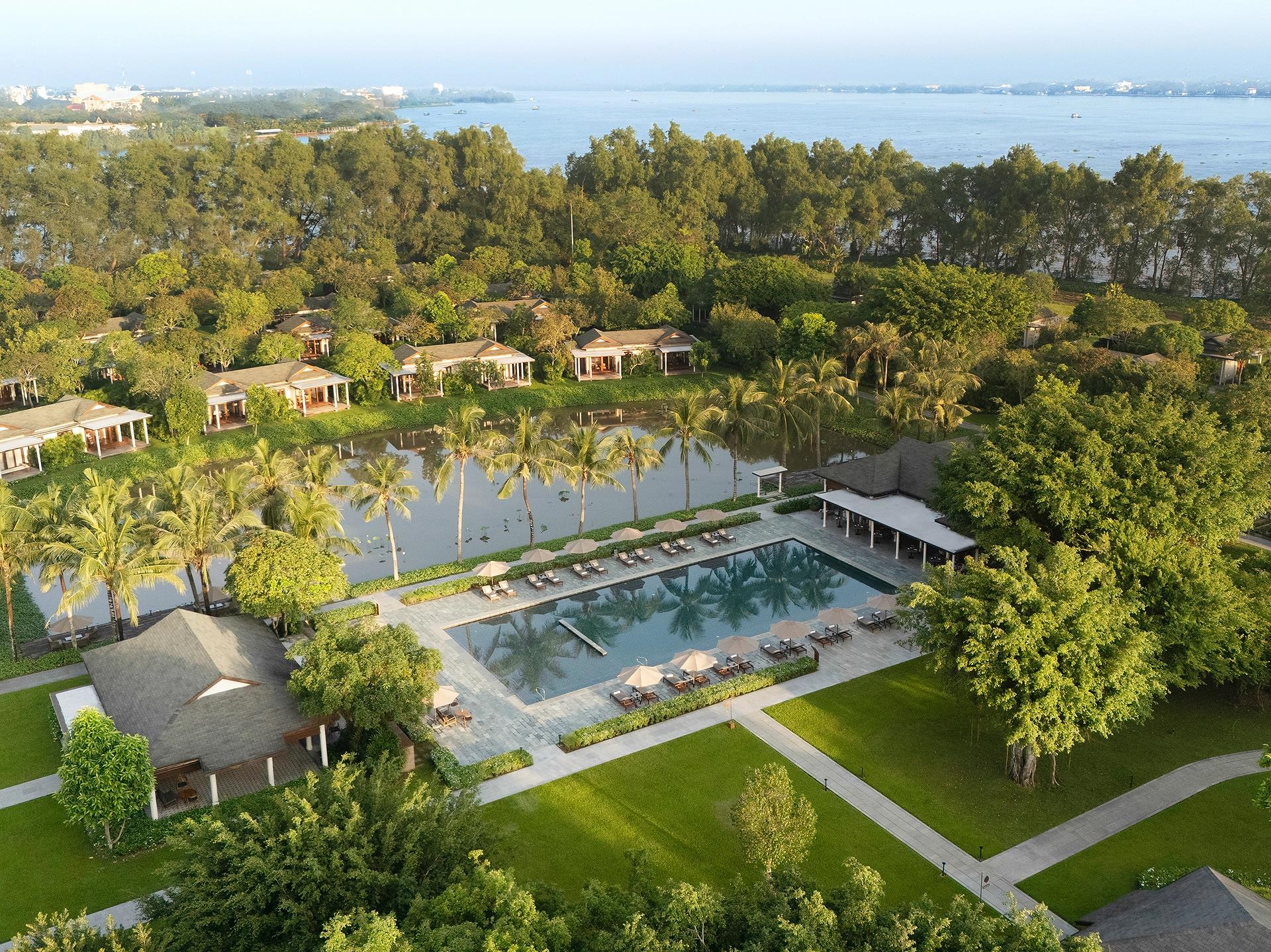 Legacy Mekong Can Tho, Autograph Collection