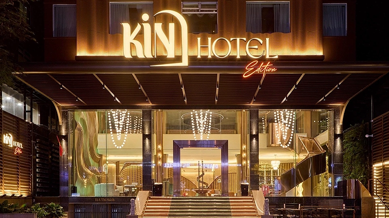 Khu vực phía trước khách sạn