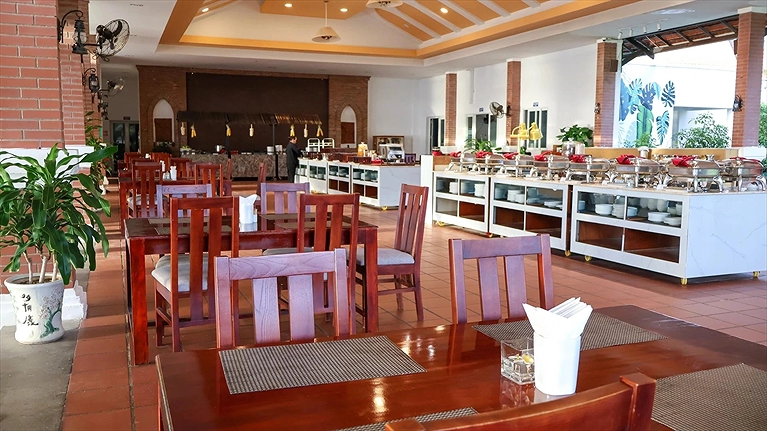 Khu vực nhà hàng