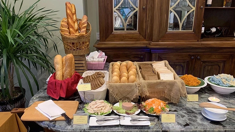 Khu vực nhà hàng Ren