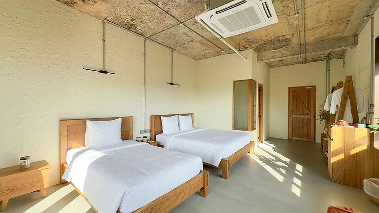 Khu Khách Sạn | Standard Triple Room