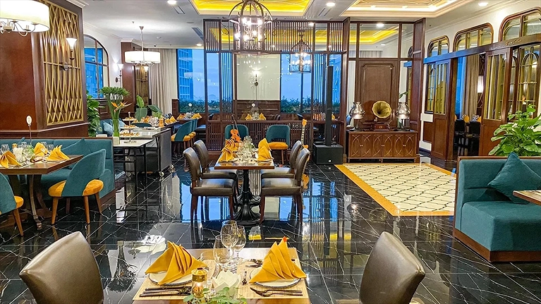 Nhà hàng Nha Trang