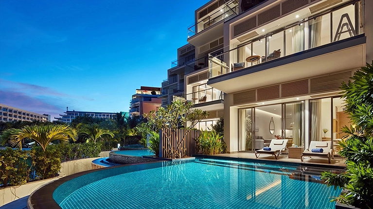 Apartment 3 Bedrooms with Private Pool