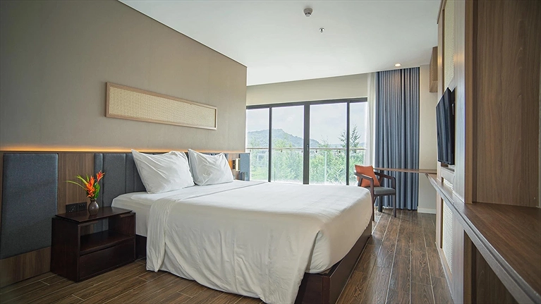 Premier Suite City View