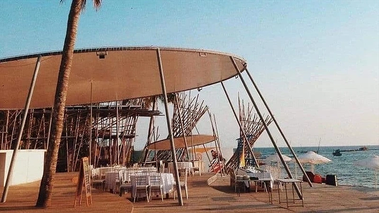 Khu vực Beach Bar