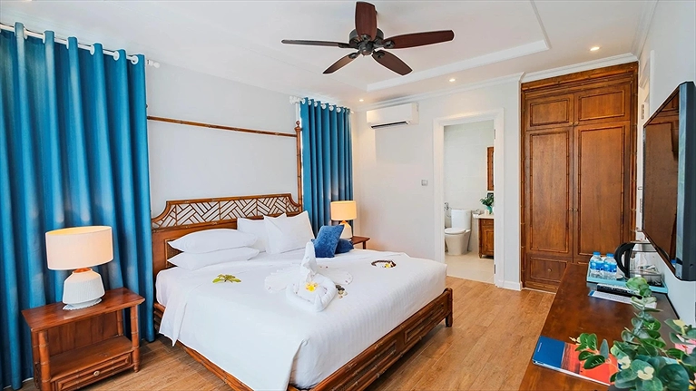 Villa 4 Bedroom Garden View