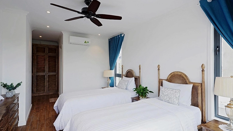 Villa 5 Bedroom Garden View