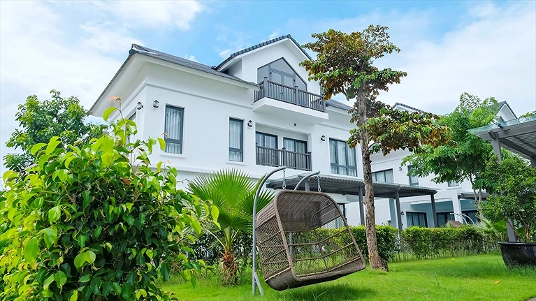 Villa 4 Bedroom Garden View