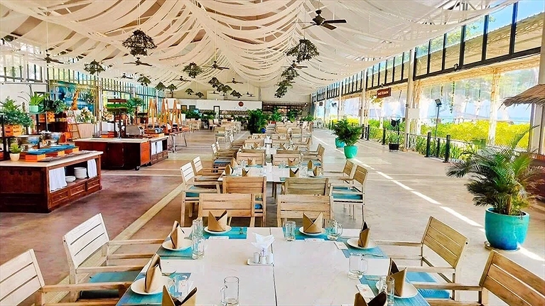 Nhà hàng Sunset Lounge 