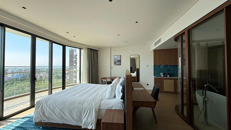 Junior Suite Seaview King