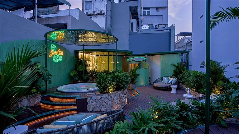 Khu vực Jacuzzi & Sauna