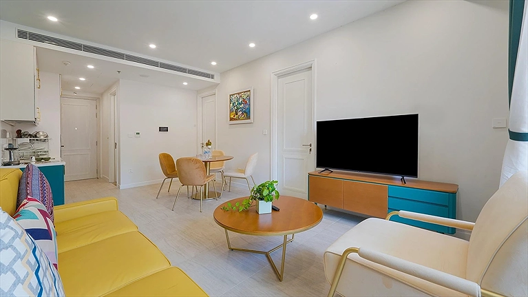 Two Bedroom Mountain/ City View Apartment