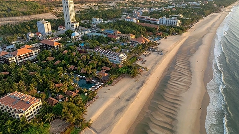 Hoàng hôn bên biển