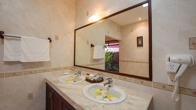 Family Beach Front Villa