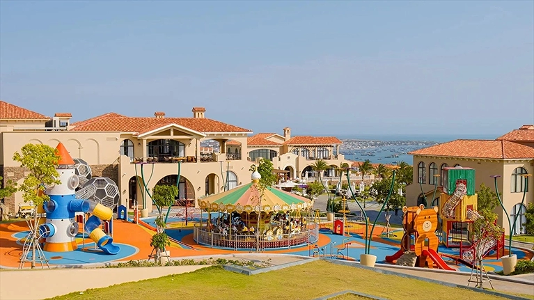 Sân chơi trẻ em ngoài trời - Hola Playground