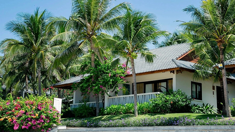 Bungalow Beach Front