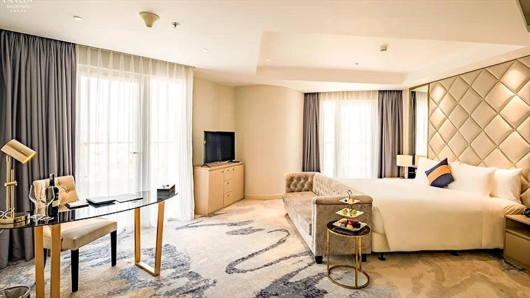 Premier Luxury Corner Double