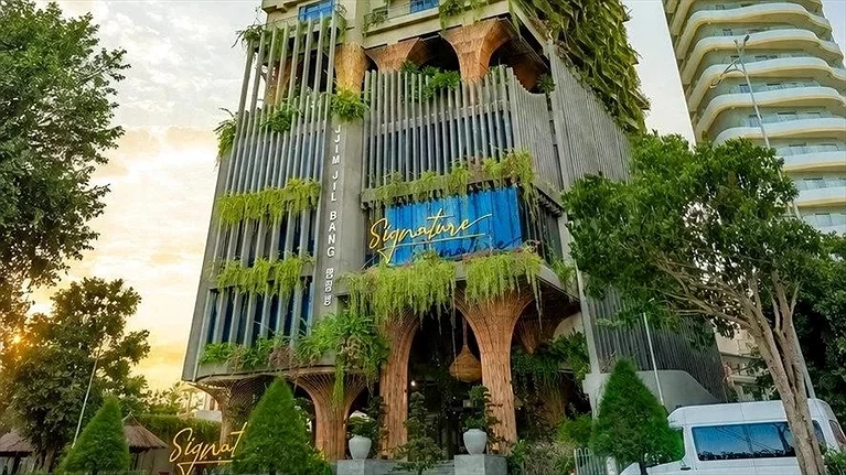 /