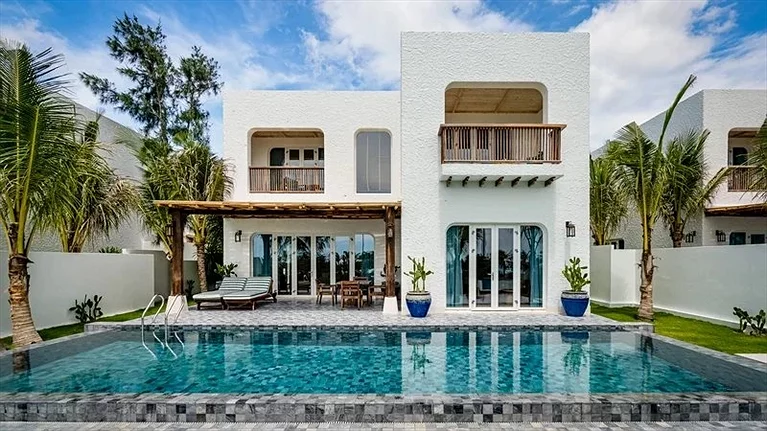 Stelia Two Bedrooms Residence with Pool and Ocean View