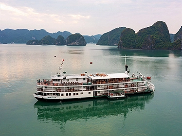 Du thuyền Emeraude Classic Hạ Long
