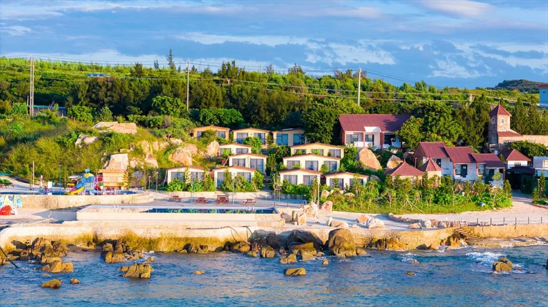 Toàn cảnh khu nghỉ dưỡng Adora Bay Kê Gà Beach