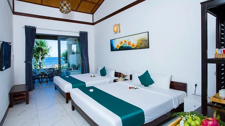 Adora Beachfront Suite