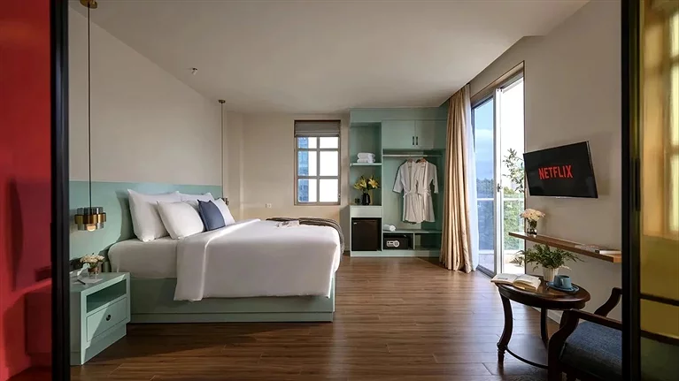 Deluxe with Balcony city view