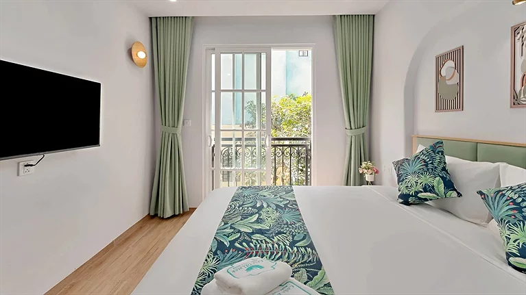 Deluxe Room With Balcony