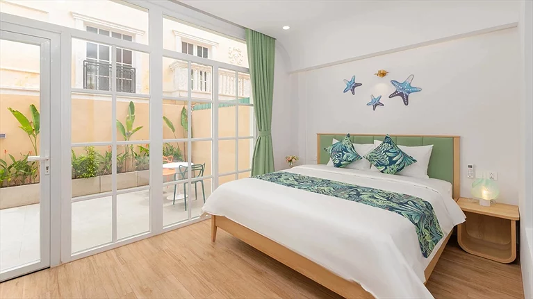 Tropical Family Suite