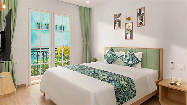 Tropical Family Suite