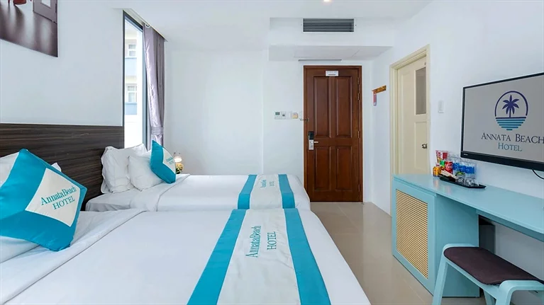 Deluxe Twin – Sea View