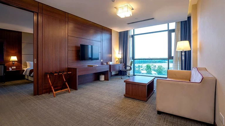 Premier Suite 