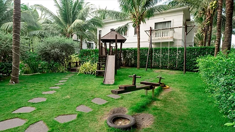 Khuôn viên khu nghỉ