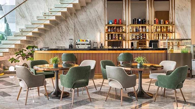 Cafe & Bistro
