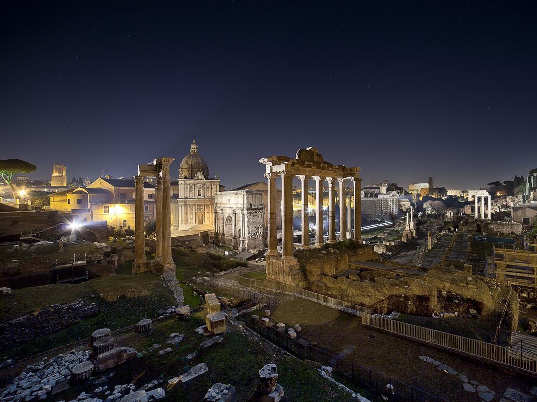 Nơi tham quan gần đây