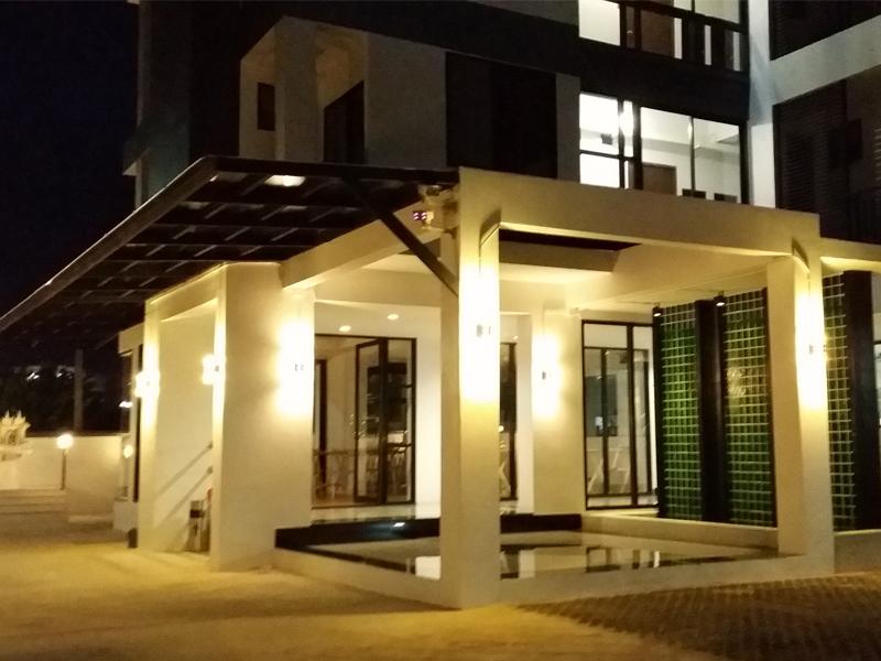 Ngoại cảnh khách sạn