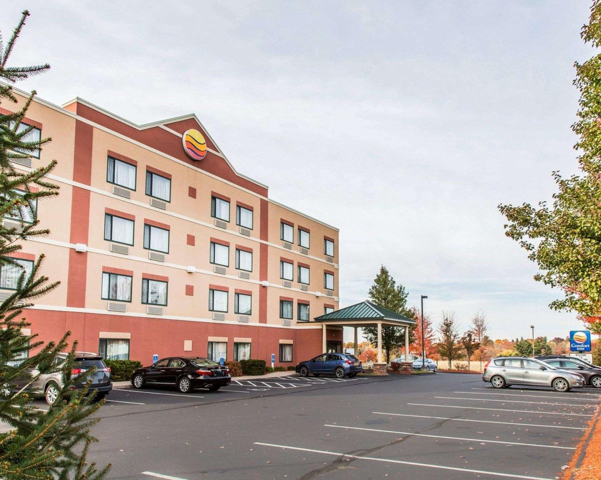 Ngoại cảnh khách sạn