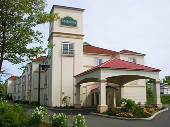 Ngoại cảnh khách sạn