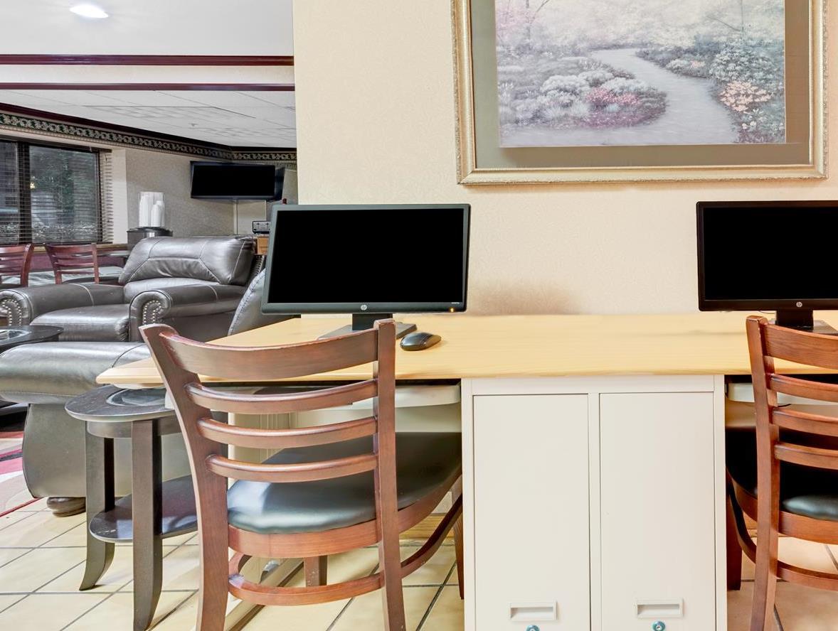 Trung tâm hội nghị