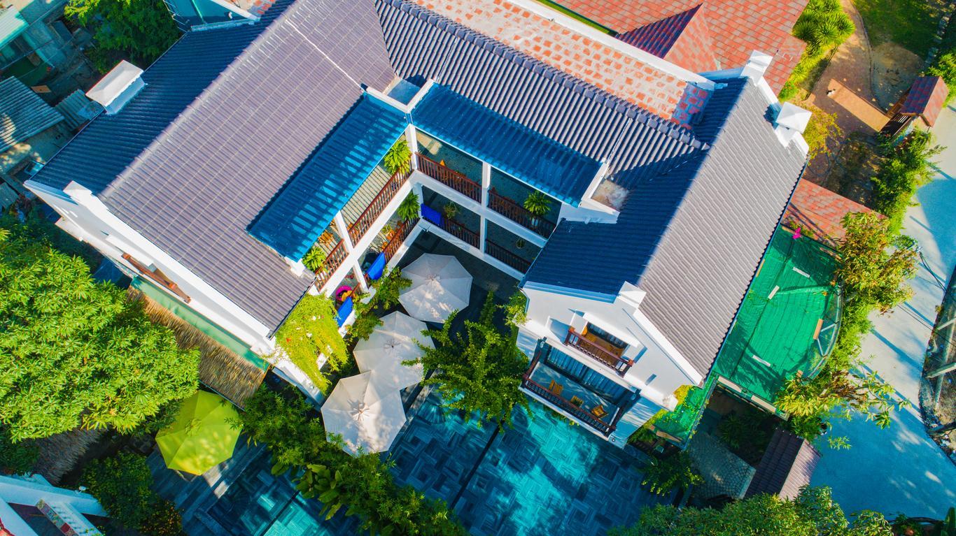 Khu vực xung quanh