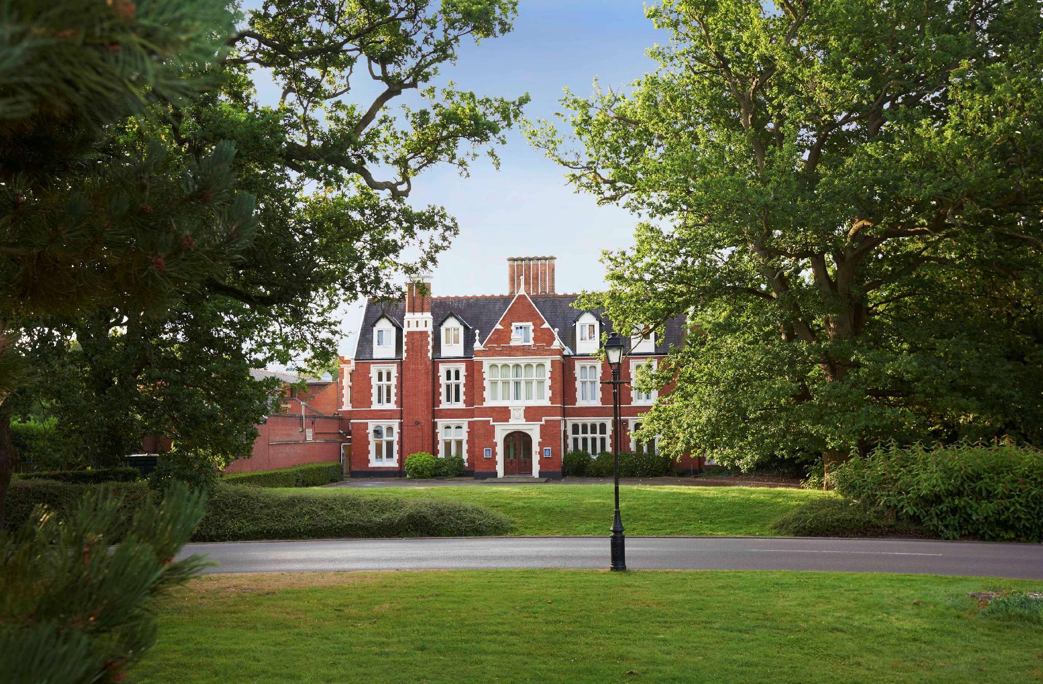 Ngoại cảnh khách sạn