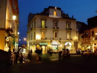 Ngoại cảnh khách sạn